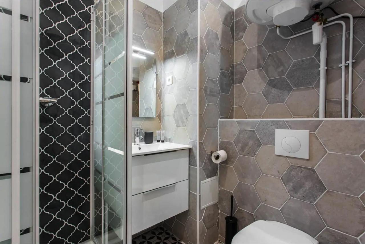 Ferienwohnung Cmg Place De Clichy - Metro Europe Paris Exterior foto